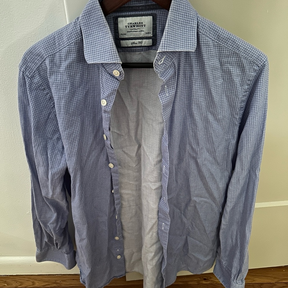 Charles Tyrwhitt button down, excellent condition.